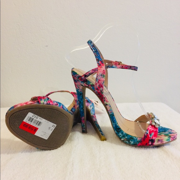 Zigi Soho Crystal Strap Pink & Blue Heels | NWT | Size 7.5 | 5” Heel - Picture 10 of 11